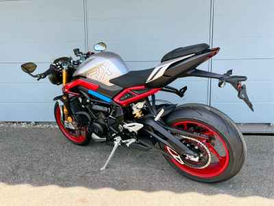 Triumph Street Triple 765 R 2026