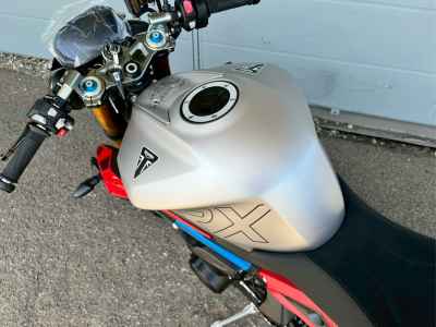 Triumph Street Triple 765 R 2026