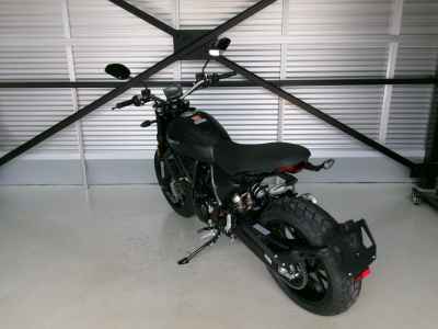 Ducati Scrambler Icon 2025