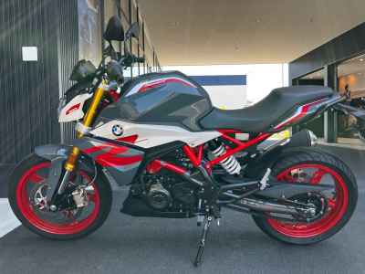 BMW G310R 2023
