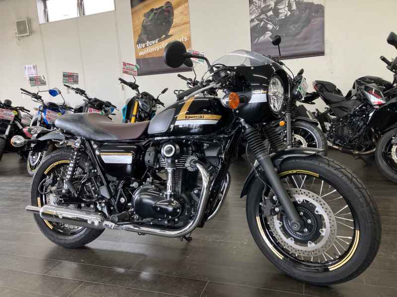 Kawasaki W800 2022