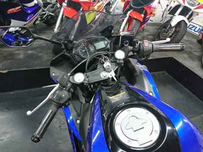 Yamaha YZFR25 2018