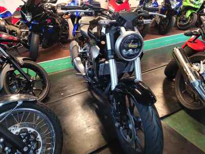 Honda CB250R 2018