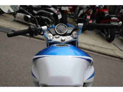 Suzuki GSR250