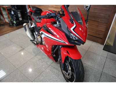 Honda CBR400R 2021