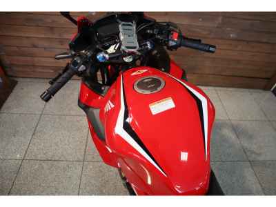 Honda CBR400R 2021