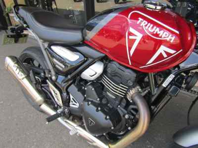 Triumph Speed 400 2024