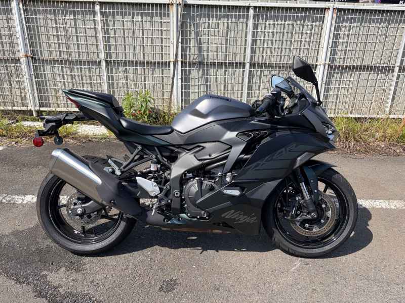 Kawasaki Ninja ZX 4R SE 2025