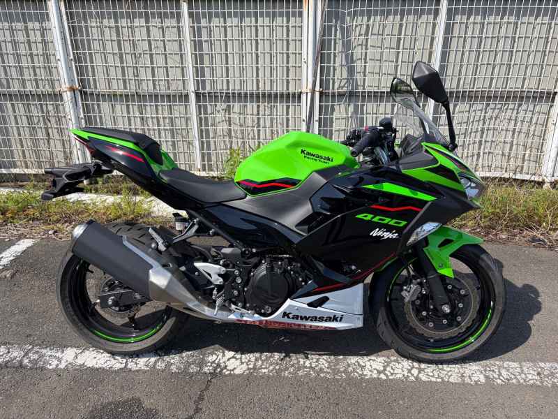 Kawasaki Ninja 400 KRT Edition 2022