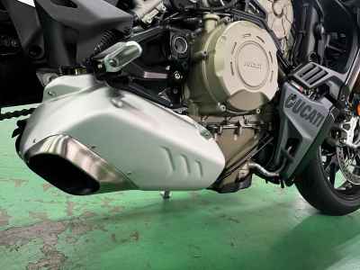 Ducati Streetfighter V4S 2024