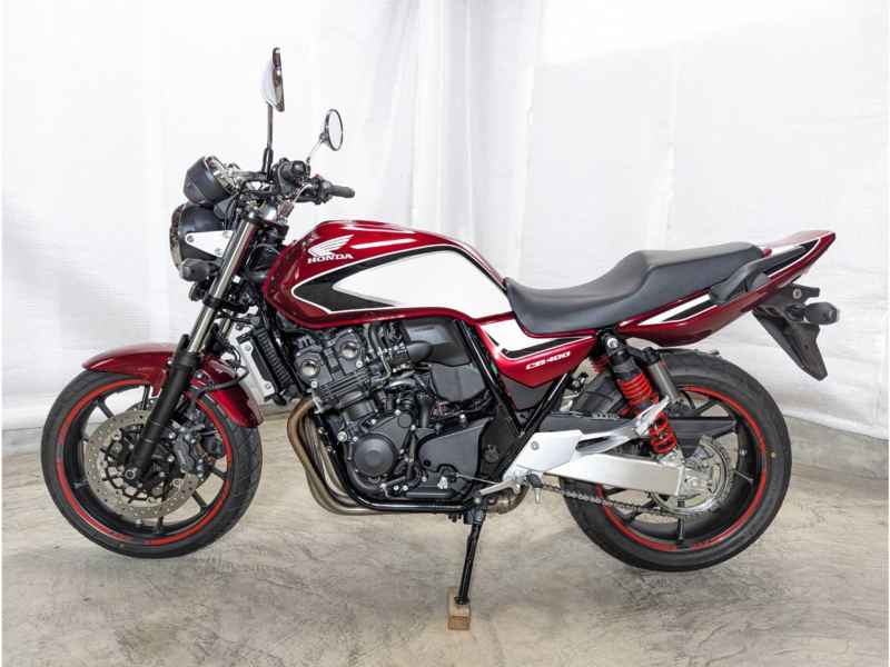 Honda CB400SF 2023