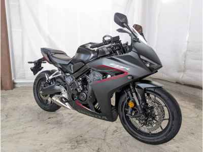 Honda CBR650R 2025