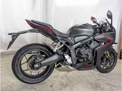 Honda CBR650R 2025