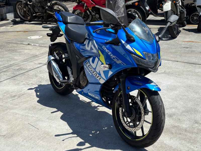 Suzuki Gixxer 250SF