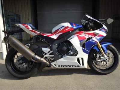 Honda CBR1000RR 2023