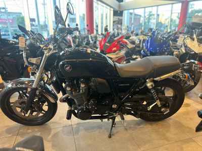 Honda CB1100 2012