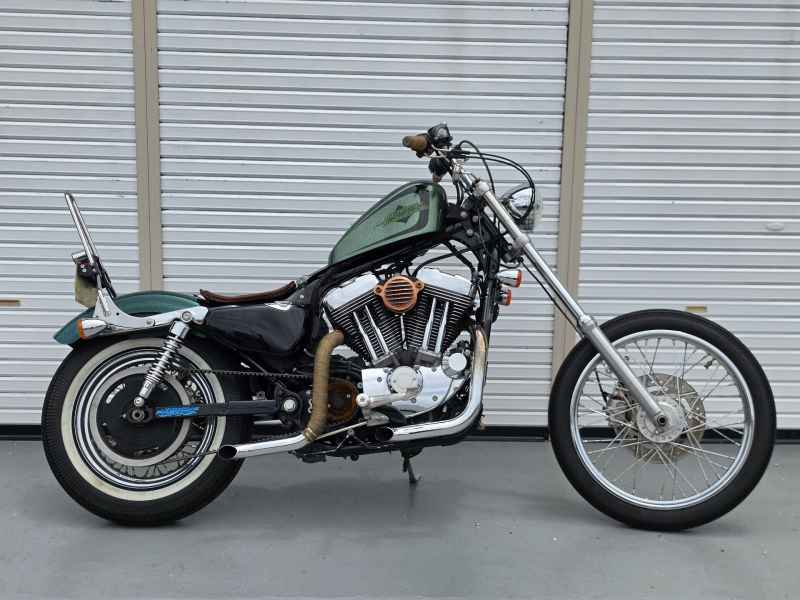 Harley-Davidson XL1200V 2013