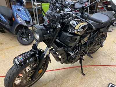 Yamaha XSR700 2024