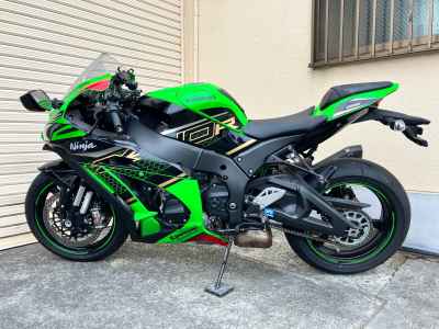 Kawasaki Ninja ZX 10R