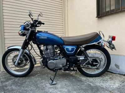 Yamaha SR400 2020
