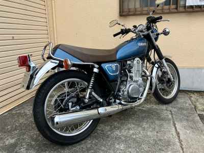 Yamaha SR400 2020