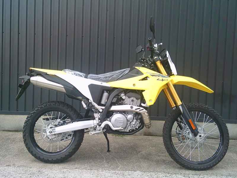 Suzuki DR-Z4SM 2026
