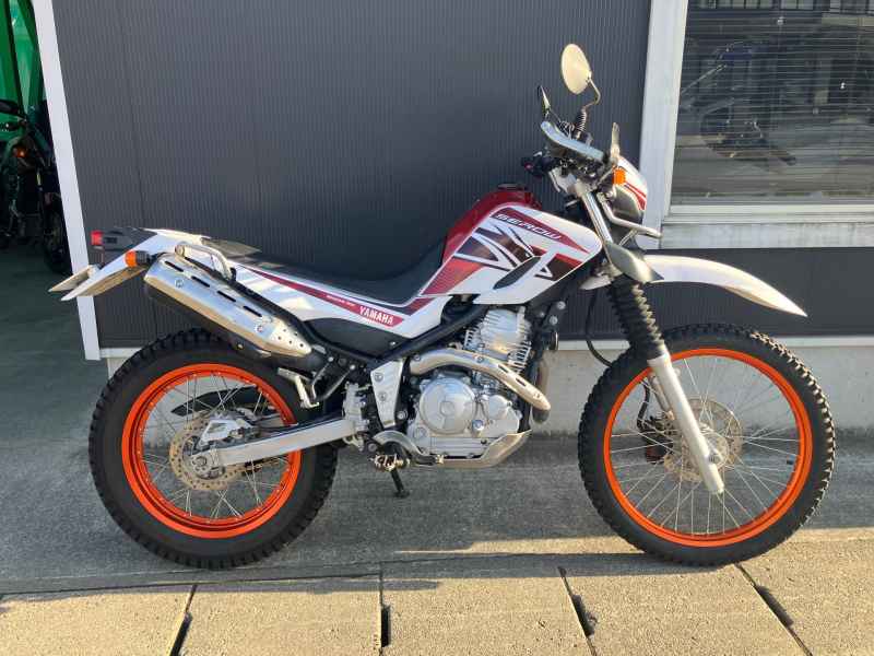 Yamaha CERO 250