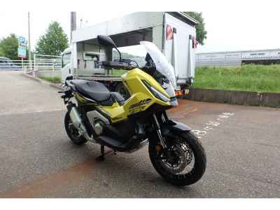 Honda X-Adv 750 2025