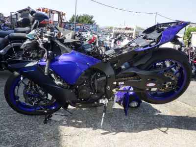Yamaha YZF-R1 2023