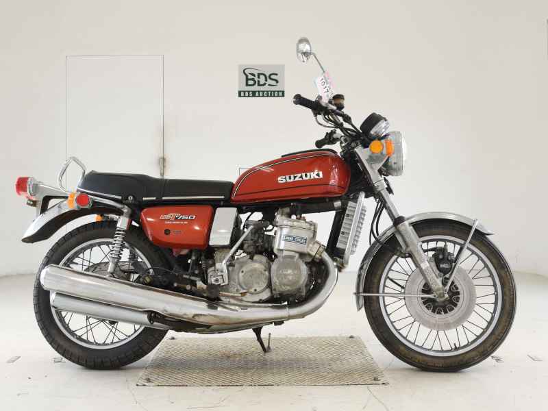 Suzuki GT750