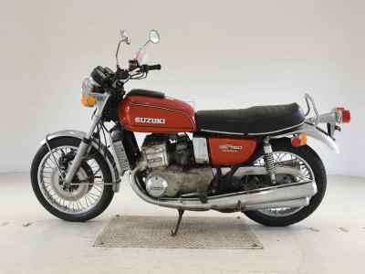 Suzuki GT750
