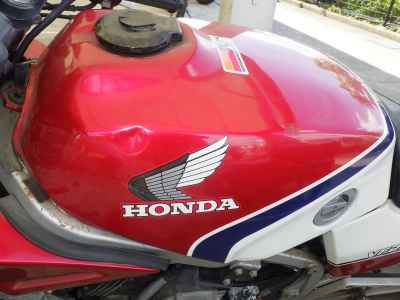 Honda VF750F