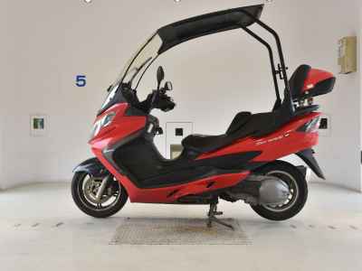 Suzuki Skywave 250S