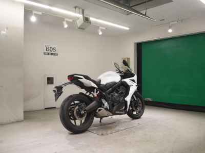 Honda CBR650R 2023