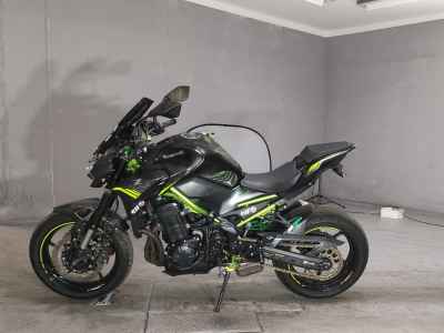 Kawasaki Z900 2022