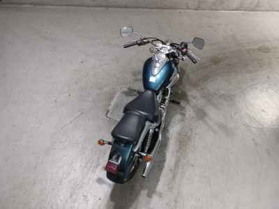 Suzuki Intruder 250LC