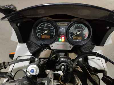 Honda CB400 Super Boldor 2009