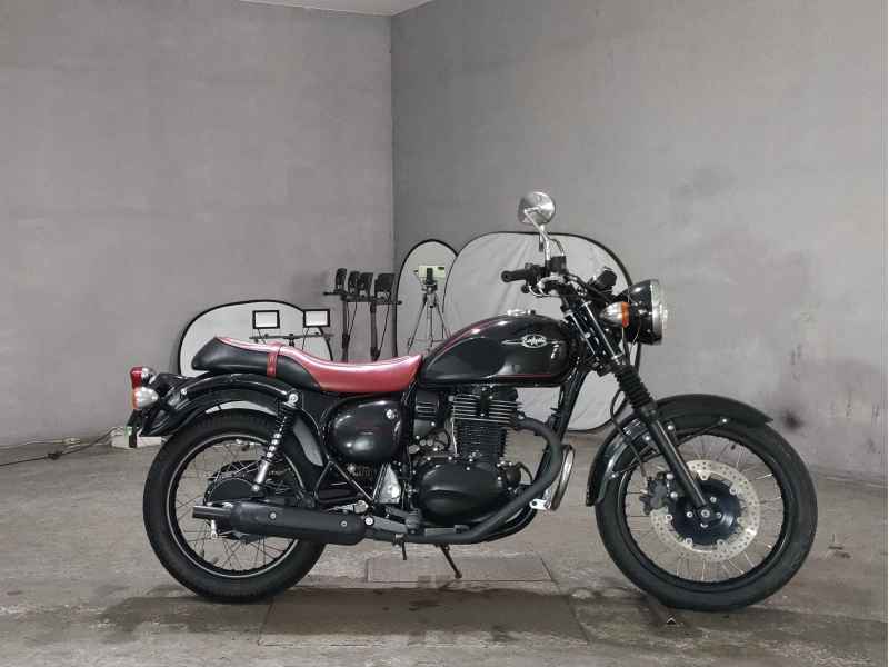 Kawasaki Estrella