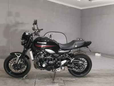 Kawasaki Z900RS 2023