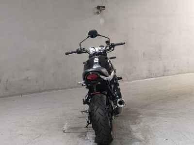 Kawasaki Z900RS 2023