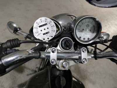 Yamaha SR400 2021