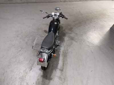Yamaha SR400 2021