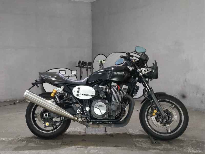 Yamaha XJR1300C 2016