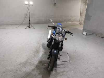 Kawasaki ZRX400
