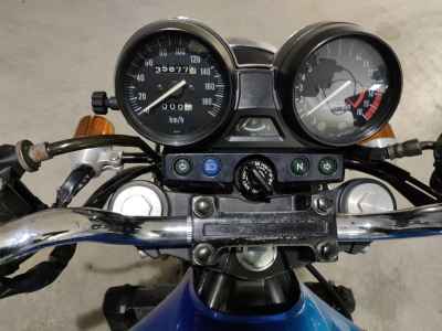 Kawasaki ZRX400
