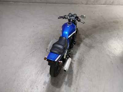 Kawasaki ZRX400