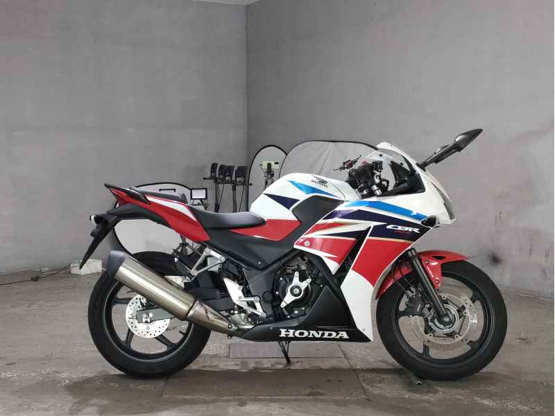 Honda CBR250R