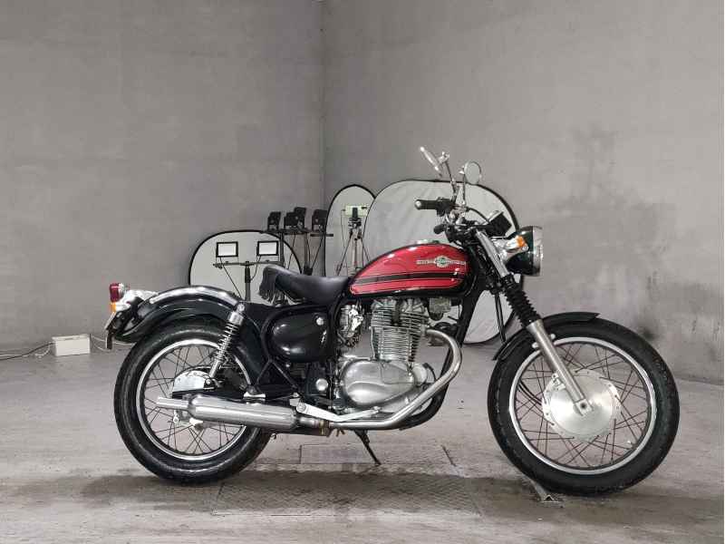 Kawasaki Estrella