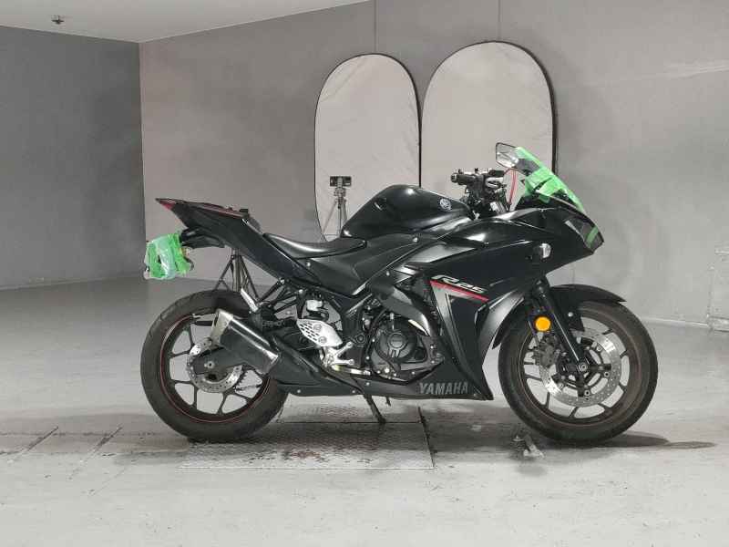 Yamaha YZFR25