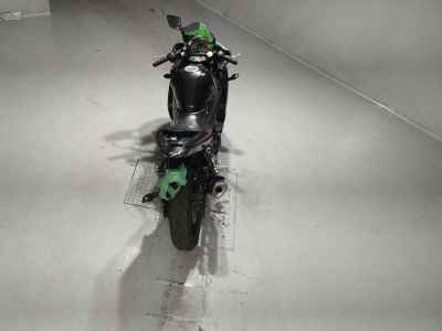 Yamaha YZFR25